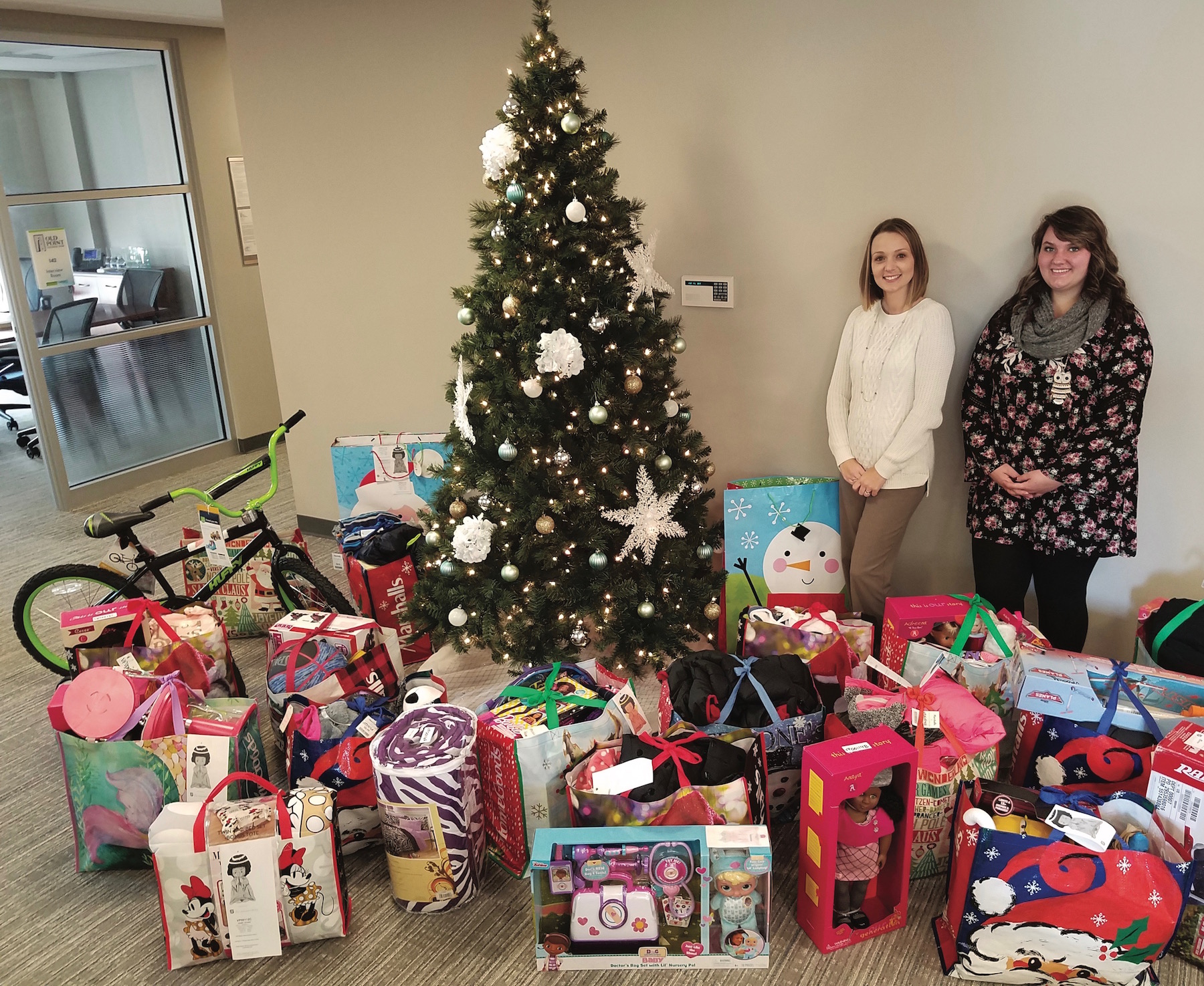 Old Point National Bank, Hampton