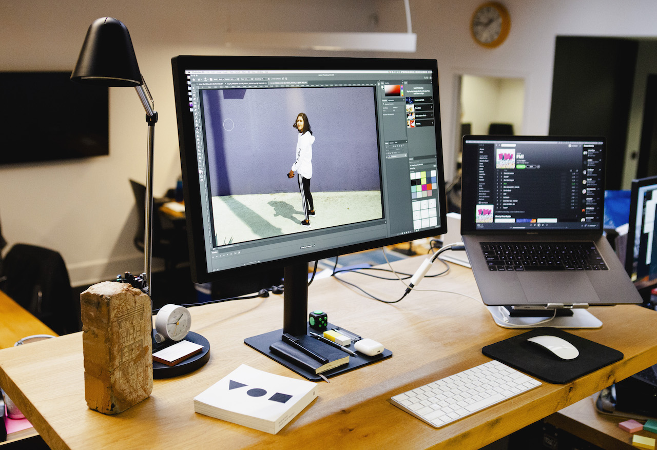 Joe Branton, What's On Your Desk, Grow