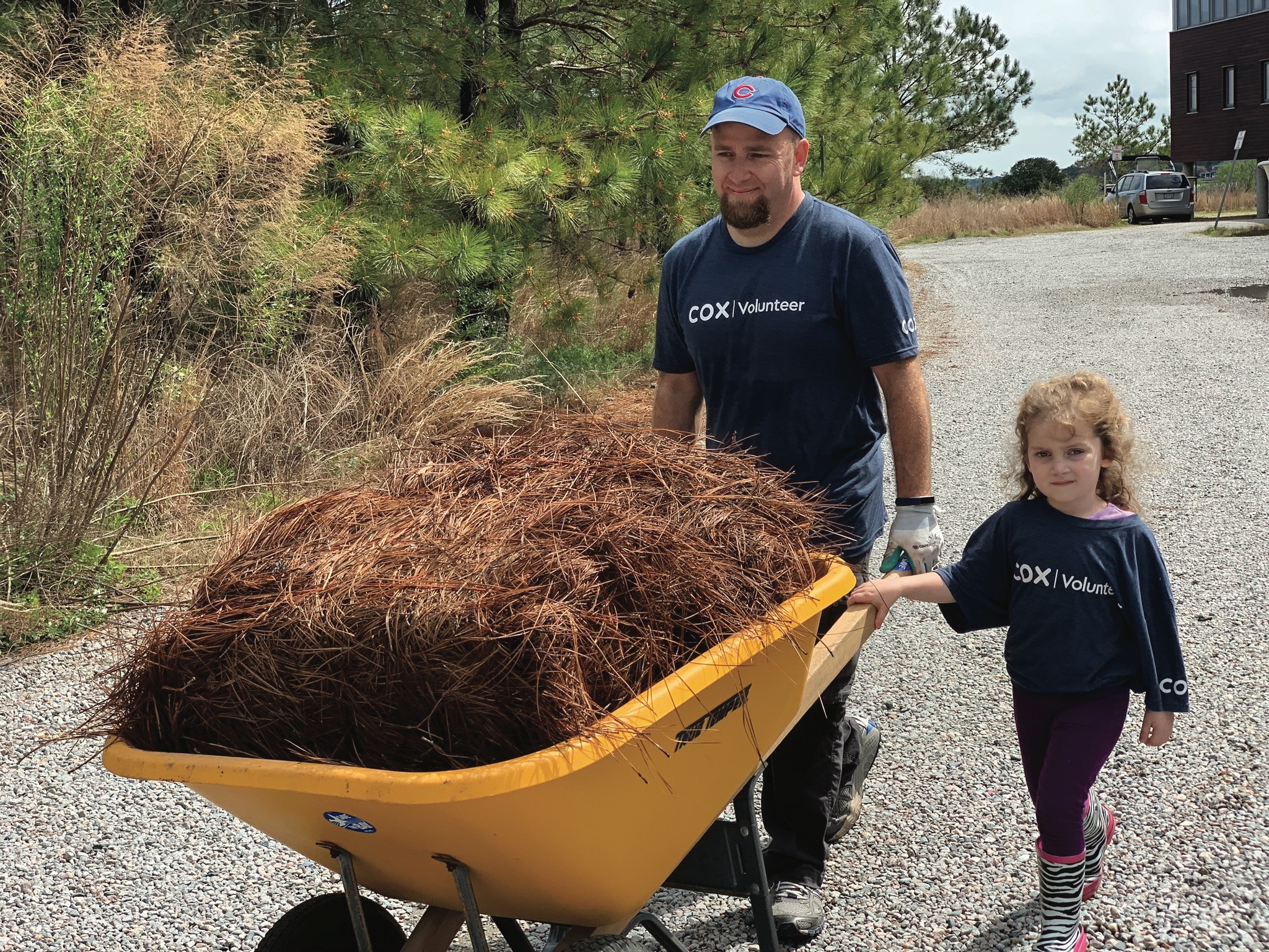 Cox employee volunteering
