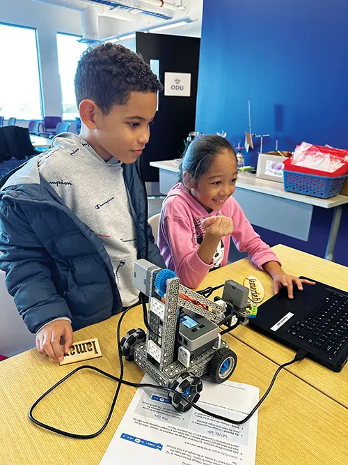 ©Photos Courtesy of Brooks Crossing